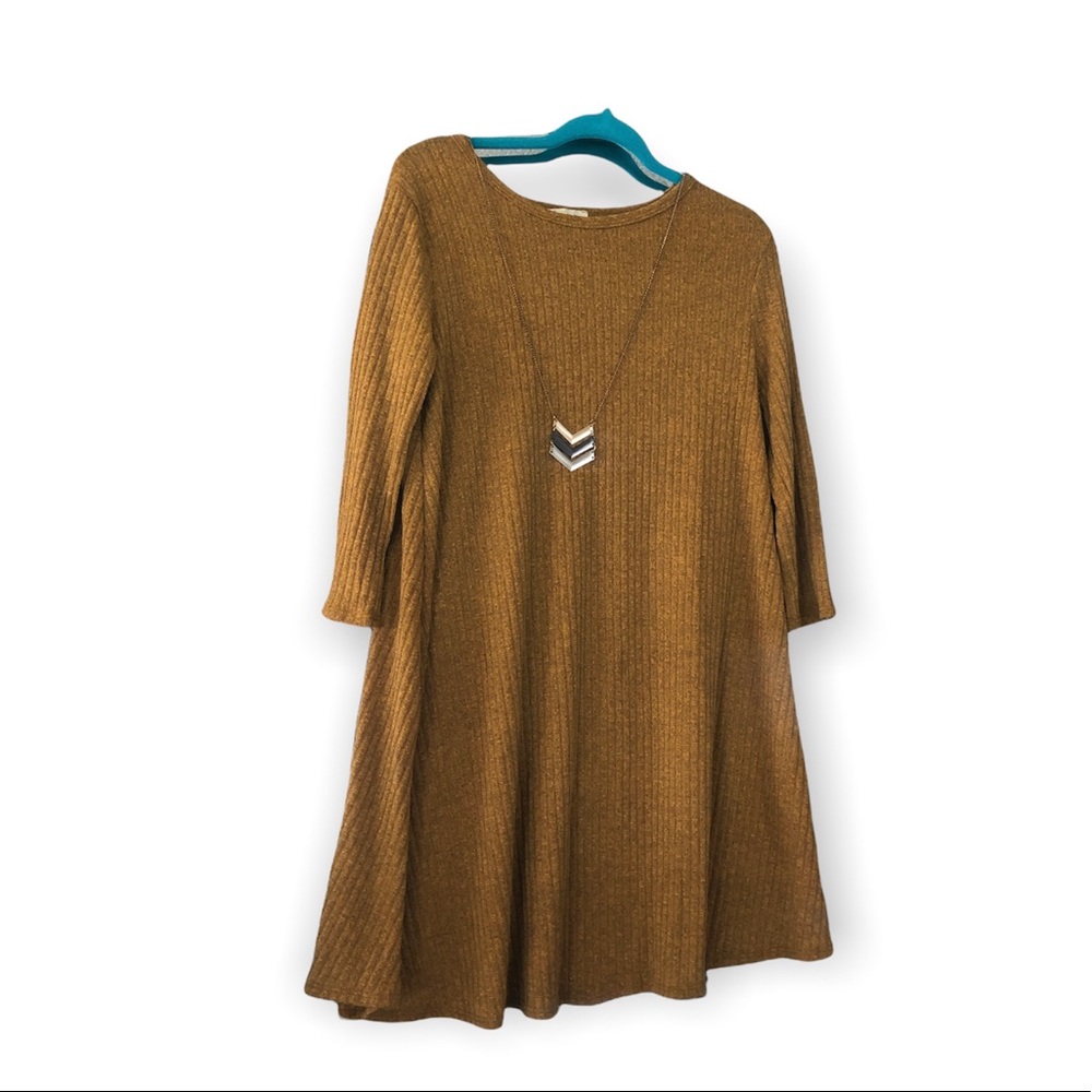 Pinc long sleeve flowy dress